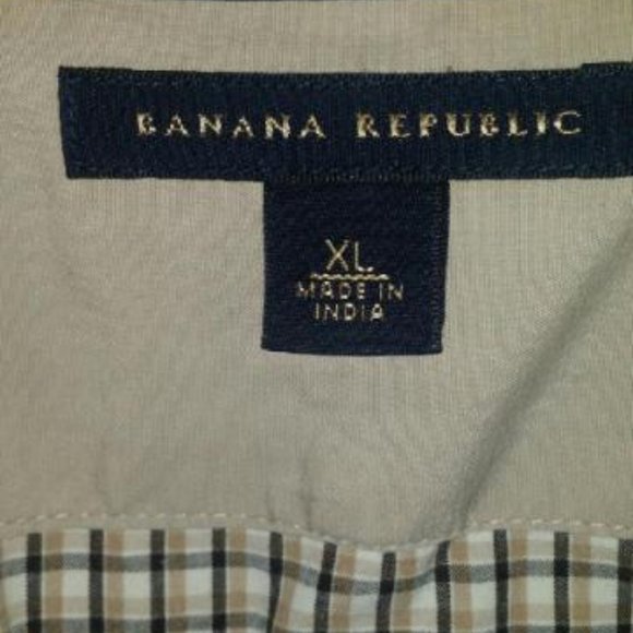Like New Banana Republic Men's Shirt  Size XL - Picture 2 of 3